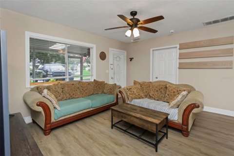 Casa en venta en Clearwater, Florida, 3 dormitorios, 119.29 m2 № 1919849 - foto 8