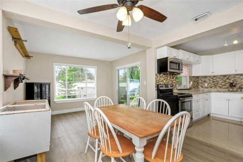 Casa en venta en Clearwater, Florida, 3 dormitorios, 119.29 m2 № 1919849 - foto 20