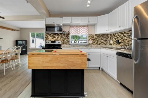 Casa en venta en Clearwater, Florida, 3 dormitorios, 119.29 m2 № 1919849 - foto 11