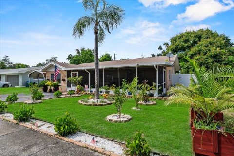 Casa en venta en Clearwater, Florida, 3 dormitorios, 119.29 m2 № 1919849 - foto 2