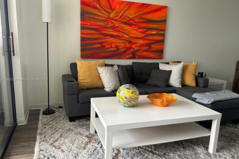 Condominio en Lauderdale Lakes, Florida, 1 dormitorio  № 2017361