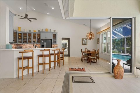 Villa ou maison à vendre à Punta Gorda, Floride: 3 chambres, 264.12 m2 № 2419625 - photo 10