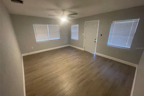 Villa ou maison à vendre à Orlando, Floride: 3 chambres, 84.08 m2 № 1387418 - photo 3