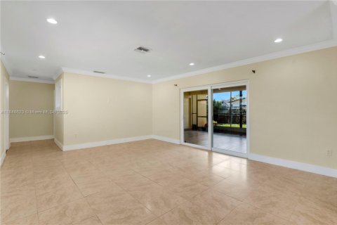 Villa ou maison à vendre à Miramar, Floride: 3 chambres, 131.55 m2 № 1850418 - photo 15