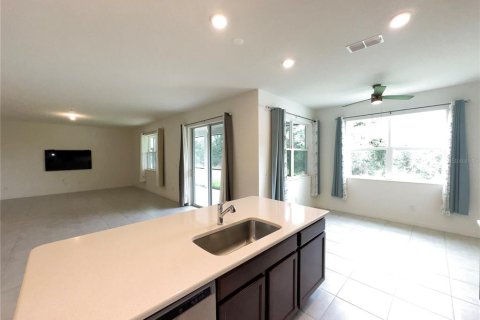 House in Sarasota, Florida 3 bedrooms, 187.11 sq.m. № 2273270 - photo 12