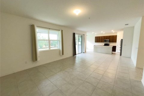 House in Sarasota, Florida 3 bedrooms, 187.11 sq.m. № 2273270 - photo 8