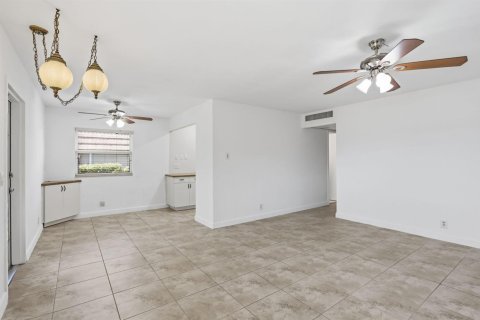 Condo à Delray Beach, Floride, 2 chambres № 2241056