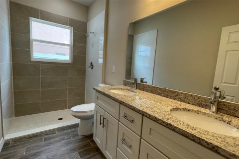 Commercial property in Kissimmee, Florida 6 bedrooms, 240.62 sq.m. № 1543594 - photo 19