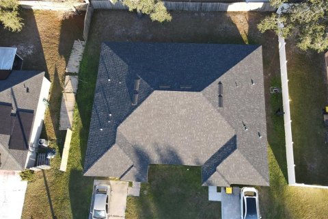 Commercial property in Kissimmee, Florida 6 bedrooms, 240.62 sq.m. № 1543594 - photo 2