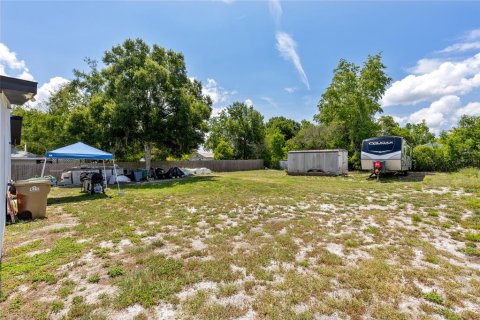 House in Leesburg, Florida 3 bedrooms, 135.36 sq.m. № 2236213 - photo 21