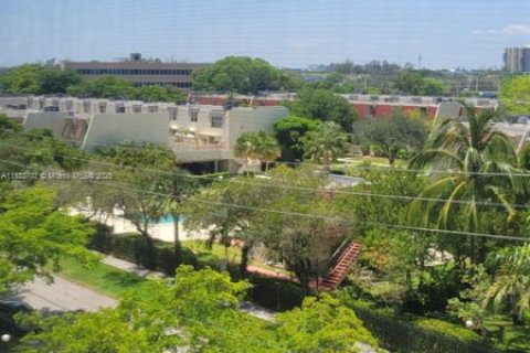 Copropriété à vendre à Miami, Floride: 52.03 m2 № 1958544 - photo 2