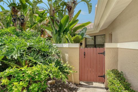 Townhouse in Sarasota, Florida 2 bedrooms, 99.59 sq.m. № 1884291 - photo 4