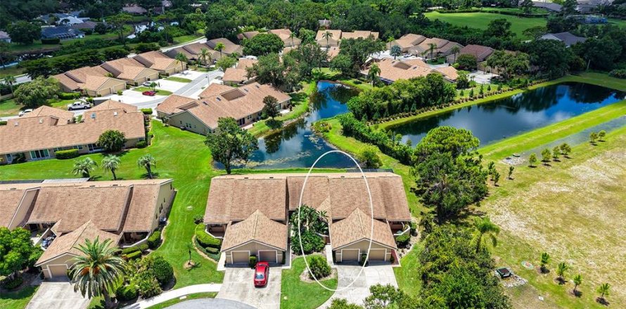 Townhouse in Sarasota, Florida 2 bedrooms, 99.59 sq.m. № 1884291