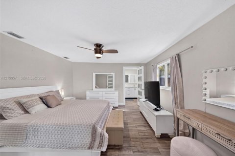 Casa en venta en Homestead, Florida, 3 dormitorios, 152.17 m2 № 2412216 - foto 29