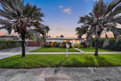 Casa en Homestead, Florida 3 dormitorios, 152.17 m2 № 2412216