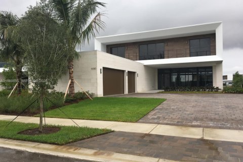 Дом в Уэстон, Флорида 5 спален, 399.57м2 № 2051919