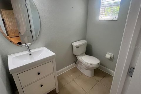 Townhouse in Orlando, Florida 3 bedrooms, 160.07 sq.m. № 1917160 - photo 16