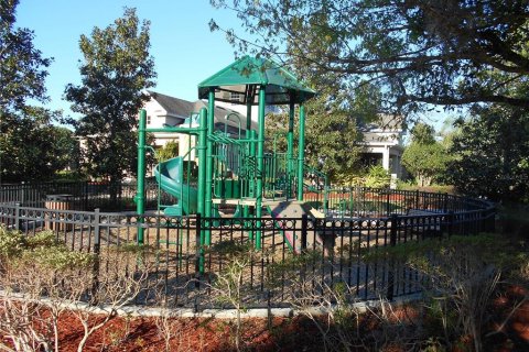 Townhouse in Orlando, Florida 3 bedrooms, 160.07 sq.m. № 1917160 - photo 18