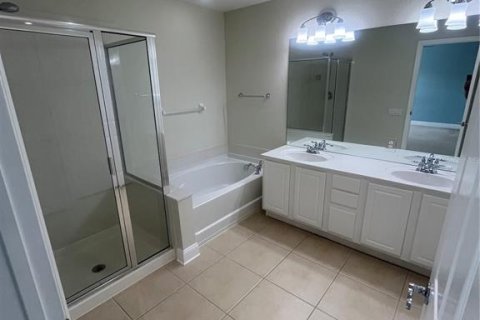 Townhouse in Orlando, Florida 3 bedrooms, 160.07 sq.m. № 1917160 - photo 9