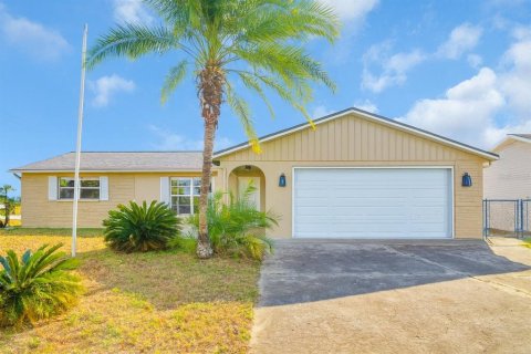 Villa ou maison à New Port Richey, Floride 2 chambres, 139.73 m2 № 2149266