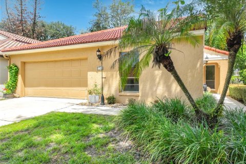 House in Winter Springs, Florida 3 bedrooms, 146.23 sq.m. № 2312684