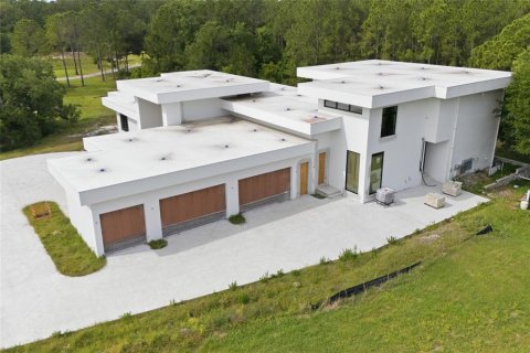 Купить виллу или дом в Тонотосасса, Флорида 3 комнаты, 806.95м2, № 2131147 - фото 4