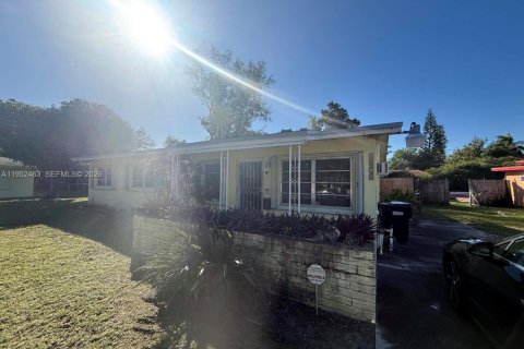 Villa ou maison à vendre à North Miami Beach, Floride: 3 chambres, 104.52 m2 № 2006680 - photo 10