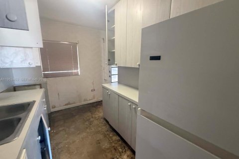 Villa ou maison à vendre à North Miami Beach, Floride: 3 chambres, 104.52 m2 № 2006680 - photo 17