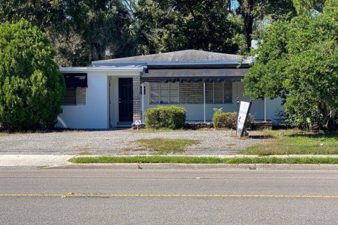 Immobilier commercial à vendre à Jacksonville, Floride: 112.78 m2 № 800934 - photo 1