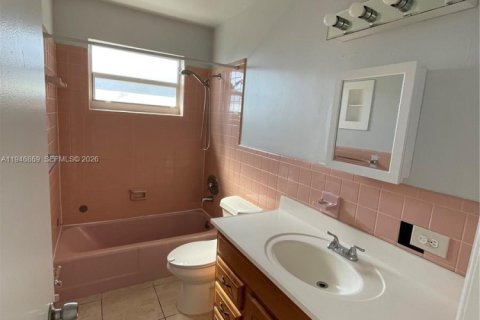 Снять в аренду квартиру в Форт-Лодердейл, Флорида 1 спальня, 55.74м2, № 2003954 - фото 6