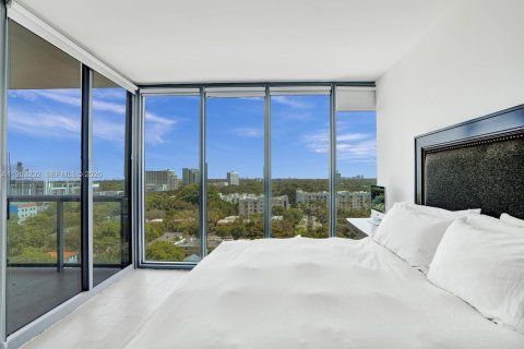 Condo in Miami, Florida, 2 bedrooms  № 2153246 - photo 8