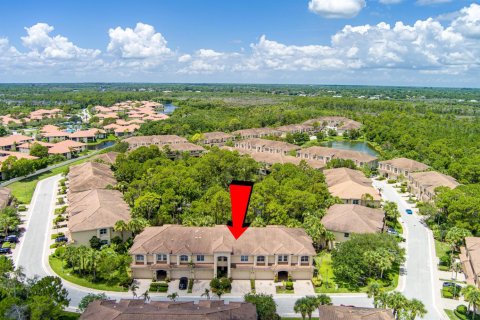 Touwnhouse à vendre à Stuart, Floride: 3 chambres, 201.04 m2 № 2177151 - photo 3