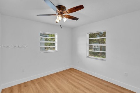 Купить виллу или дом в Форт-Лодердейл, Флорида 4 спальни, 134.52м2, № 1995181 - фото 13