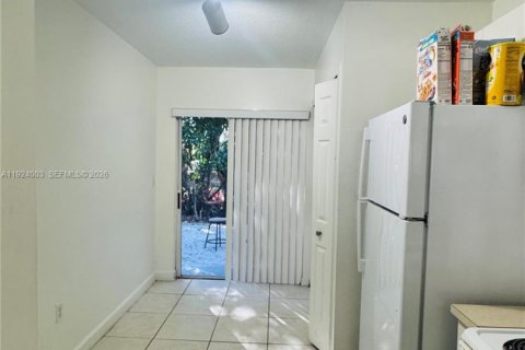 Condominio en venta en Homestead, Florida, 2 dormitorios, 76.37 m2 № 2082875 - foto 11