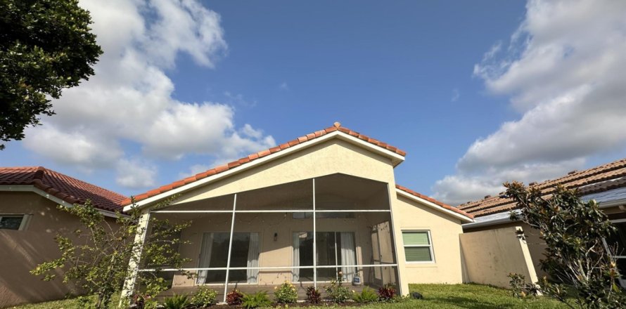 Villa ou maison à Boynton Beach, Floride 3 chambres, 175.03 m2 № 1174905