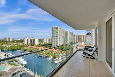 Copropriété à vendre à Aventura, Floride: 3 chambres, 148.64 m2 № 1979224 - photo 17