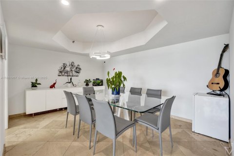 Copropriété à vendre à Aventura, Floride: 3 chambres, 148.64 m2 № 1979224 - photo 4