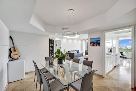 Copropriété à vendre à Aventura, Floride: 3 chambres, 148.64 m2 № 1979224 - photo 5