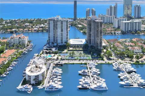 Copropriété à vendre à Aventura, Floride: 3 chambres, 148.64 m2 № 1979224 - photo 29