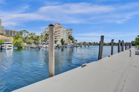 Copropriété à vendre à Aventura, Floride: 3 chambres, 148.64 m2 № 1979224 - photo 28