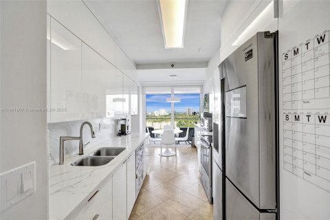 Copropriété à vendre à Aventura, Floride: 3 chambres, 148.64 m2 № 1979224 - photo 6