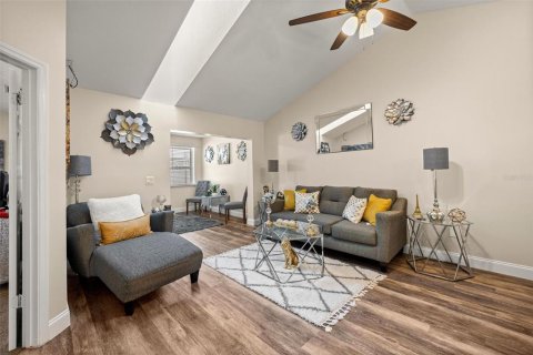 Duplex à vendre à Ocala, Floride: 2 chambres, 146.6 m2 № 2116207 - photo 14