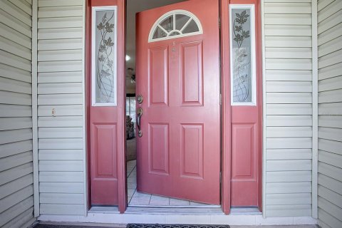 Casa en venta en Leesburg, Florida, 3 dormitorios, 149.67 m2 № 1597244 - foto 3