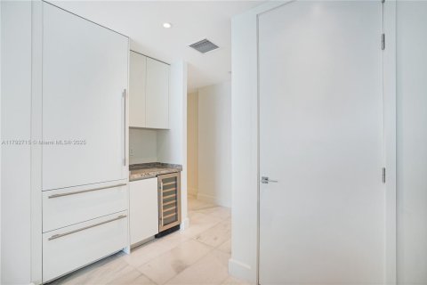 Condominio en venta en Miami, Florida, 1 dormitorio, 63.17 m2 № 1861996 - foto 9