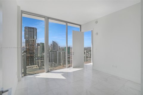 Condominio en venta en Miami, Florida, 1 dormitorio, 63.17 m2 № 1861996 - foto 13