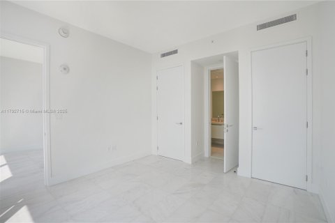 Condominio en venta en Miami, Florida, 1 dormitorio, 63.17 m2 № 1861996 - foto 15