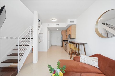 Купить кондоминиум в Майами, Флорида 1 спальня, 66.98м2, № 2251142 - фото 13