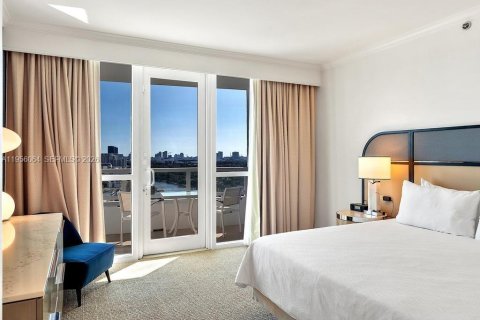 Condominio en venta en Miami Beach, Florida, 1 dormitorio, 93.09 m2 № 2153442 - foto 17