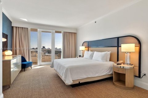 Condominio en venta en Miami Beach, Florida, 1 dormitorio, 93.09 m2 № 2153442 - foto 18