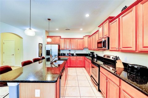 Casa en venta en Kissimmee, Florida, 6 dormitorios, 305.74 m2 № 1616606 - foto 23